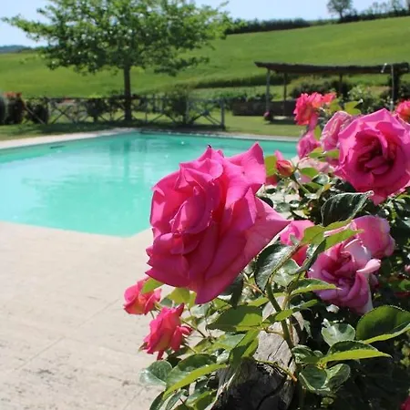 مزرعة للإقامة Agriturismo La Paciarella Campiglia dʼOrcia