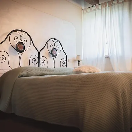 Agriturismo La Paciarella مزرعة للإقامة