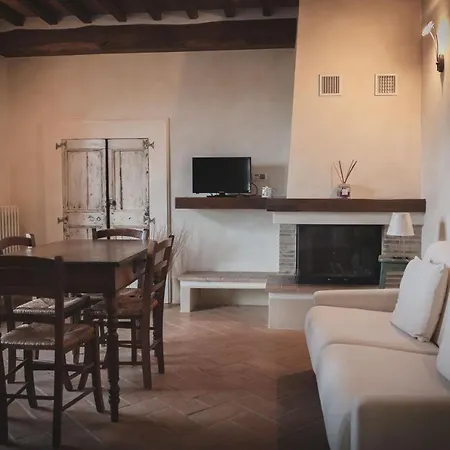Agriturismo La Paciarella Çiftlik konaklama